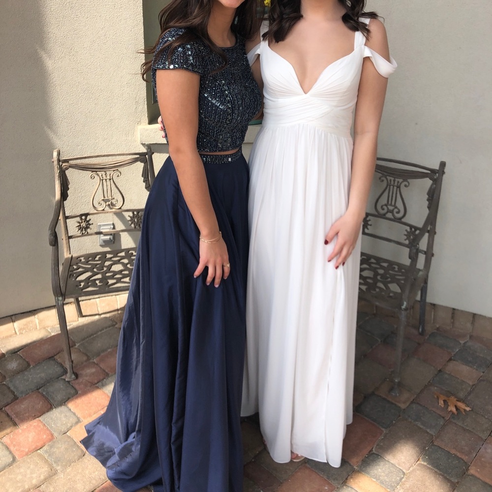 SHERRI HILL beautiful prom dress